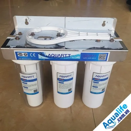 Bộ lọc nước đầu nguồn 3 cốc lọc 10 inch 2 ron 1 Bộ lọc nước đầu nguồn 3 cốc lọc 10 inch 2 ron