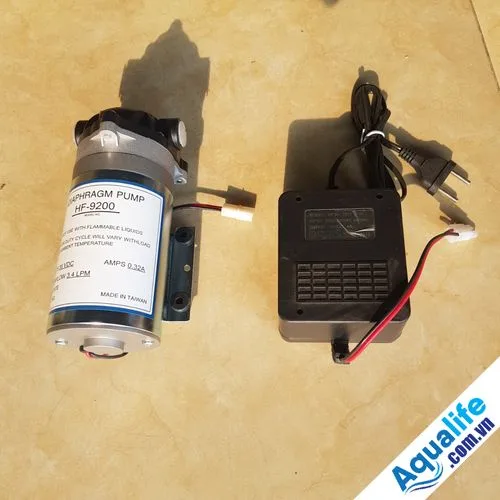 Bơm Đài Loan 36V Headon 9200 kèm adapter 36V