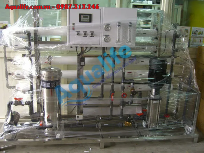 Hệ thống lọc nước tinh khiết RO 3000l/h 6 Lắp đặt máy lọc nước tinh khiết 3000 lít tại tphcm