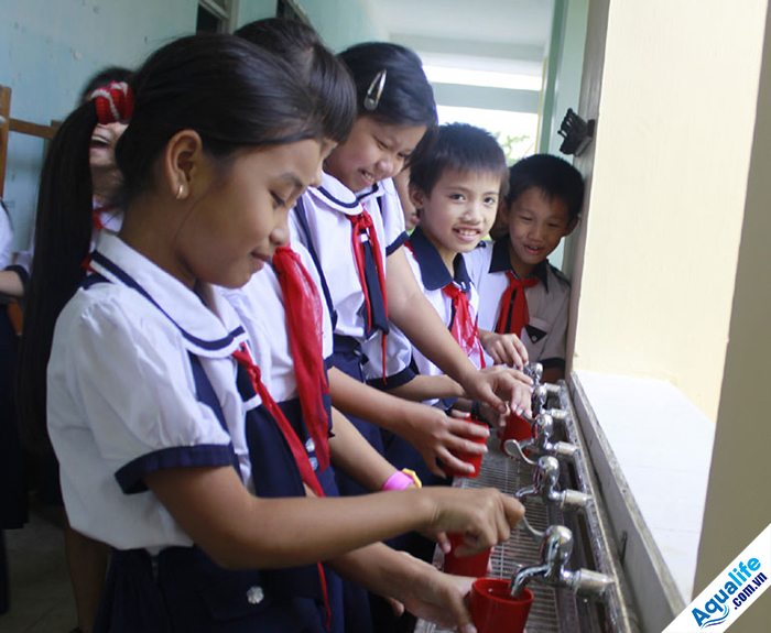 Hệ thống máy lọc nước RO 250L/h cho trường học