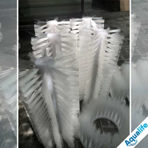 Bộ chổi máy rửa bình 20 lít trong dây chuyền sản xuất nước uống - Ảnh 4