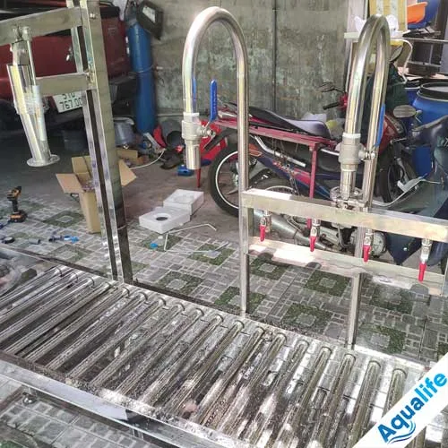 Bàn chiết rót bình nước 20 lít kèm mâm xoay sấy màng co - Ảnh 2