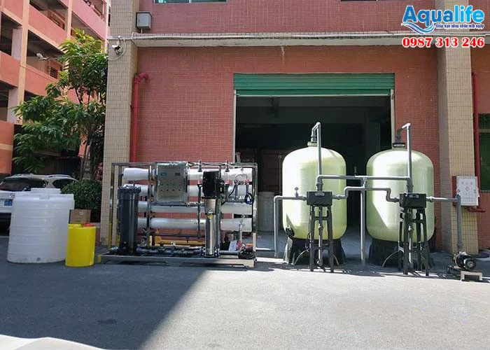 Dây chuyền lọc nước tinh khiết 6000 lít/giờ 6 Dây chuyền lọc nước tinh khiết 6000 lít/giờ đóng bình
