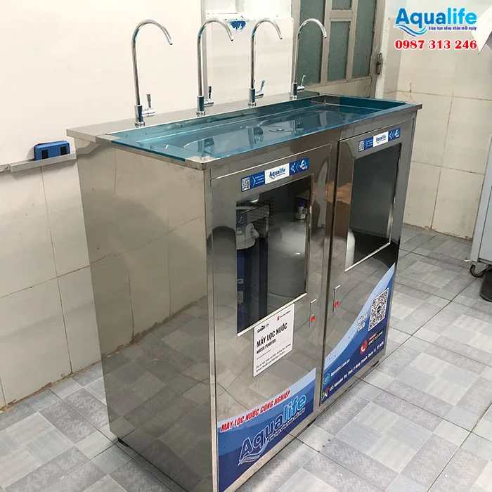 Máy lọc nước bán công nghiệp 80 lít/h vỏ tủ inox của Aqualife