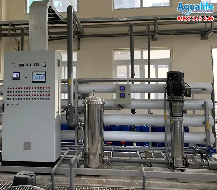 Dây chuyền lọc nước tinh khiết RO 10000 lít/giờ 6 Dây chuyền lọc nước tinh khiết RO 10000 lít/giờ