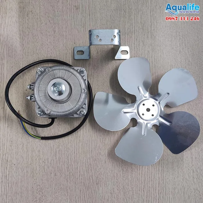 Quạt giải nhiệt và motor quạt máy lọc nước nóng lạnh
