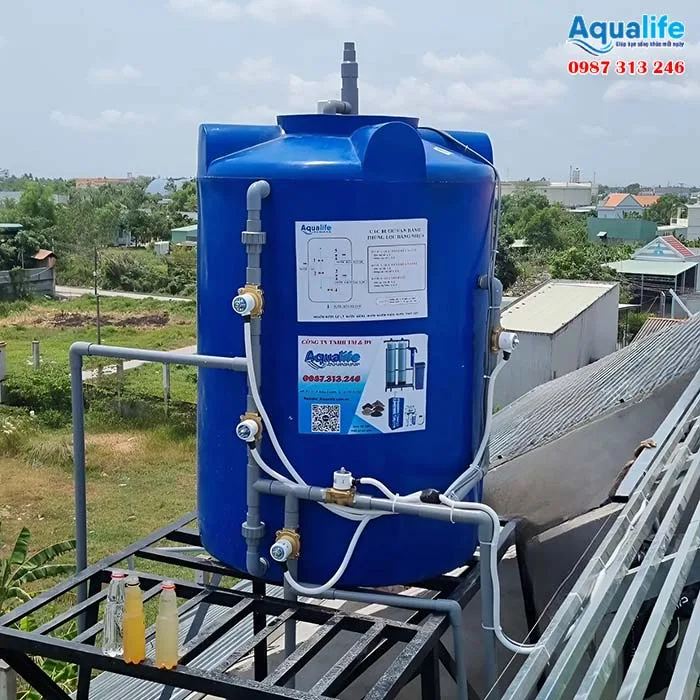 Thùng nhựa 500L tự động lọc nước tổng đầu nguồn 11 Thùng phi lọc nước tự chế dung tích 500 lít hoàn toàn tự động