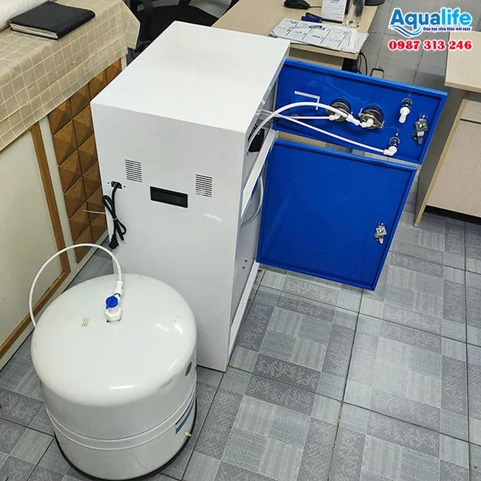 Máy lọc nước bán công nghiệp 30 l/h vỏ tủ thép
