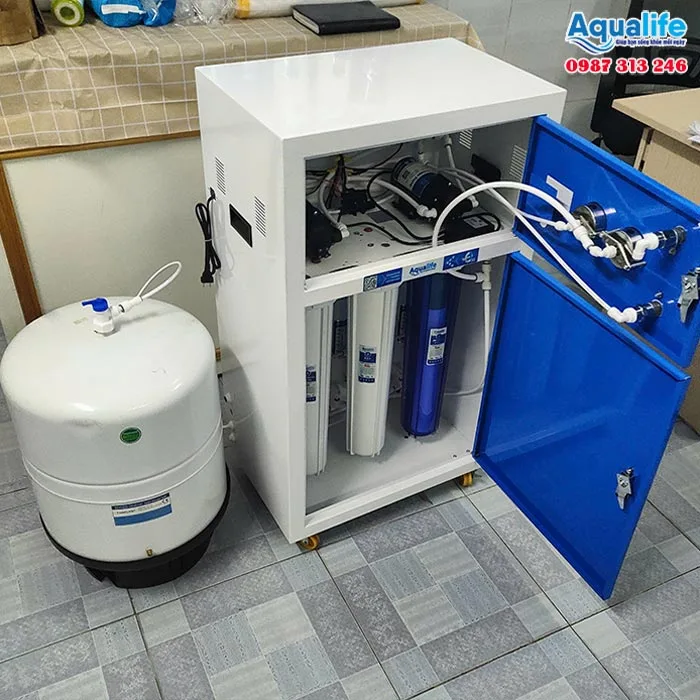 Máy lọc nước bán công nghiệp 30 l/h vỏ tủ thép