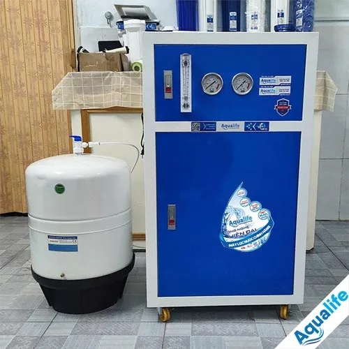 Máy lọc nước bán công nghiệp 30 l/h vỏ tủ thép