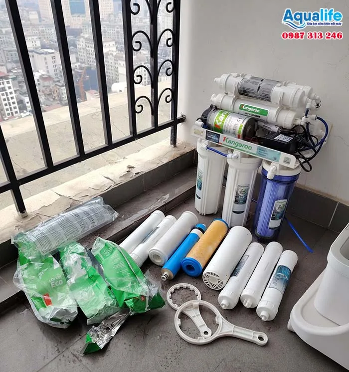 Thay lõi máy lọc nước tận nhà tại quận 8 HCM