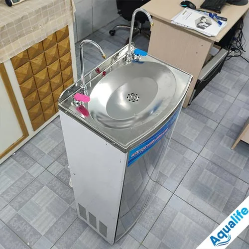Máy lọc nước RO nóng lạnh 2 vòi tủ inox - Ảnh 4