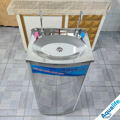 Máy lọc nước RO nóng lạnh 2 vòi tủ inox - Ảnh 3