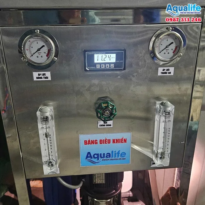 Hệ thống lọc nước RO 250 L/h tủ điện PLC 14 Hệ thống lọc nước RO 250 L/h tủ điện PLC