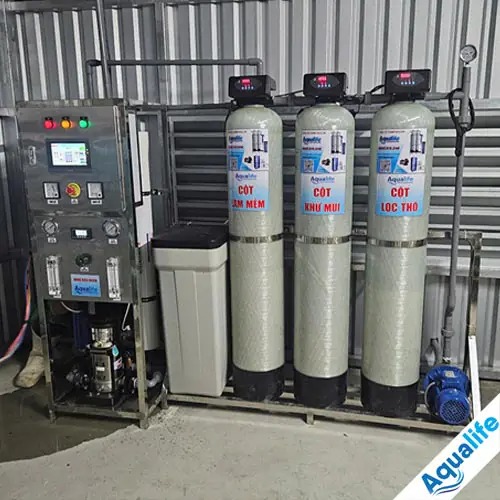 Hệ thống lọc nước RO 250 L/h tủ điện PLC 1 Hệ thống lọc nước RO 250 L/h tủ điện PLC