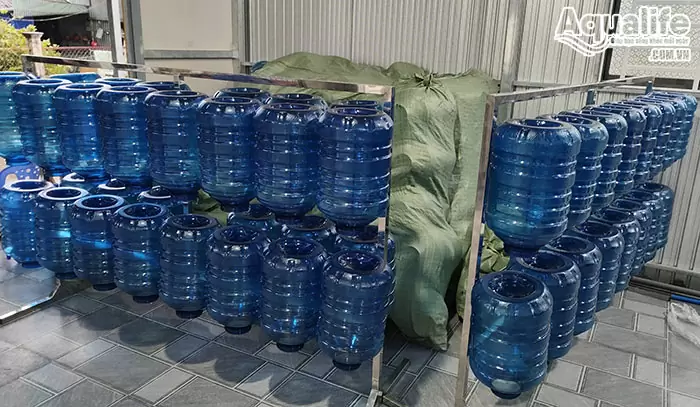 Bình nhựa pet 20 lít cho dây chuyền sản xuất nước đóng bình 1 Bình nhựa PET 20 lít chuyên dùng cho nước đóng bình tinh khiết