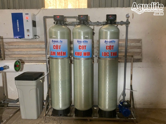 Hệ thống 3 cột composite 1465 tiền xử lý sử dụng van điều khiển tự động