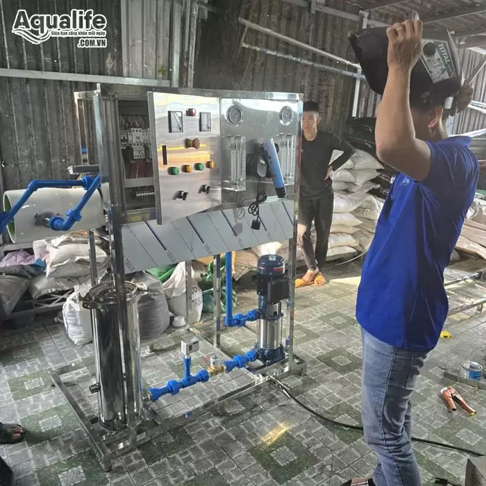 Hình ảnh thiết kế, lắp đặt hệ thống RO Q = 1000 lít/h tại xưởng Aqualife