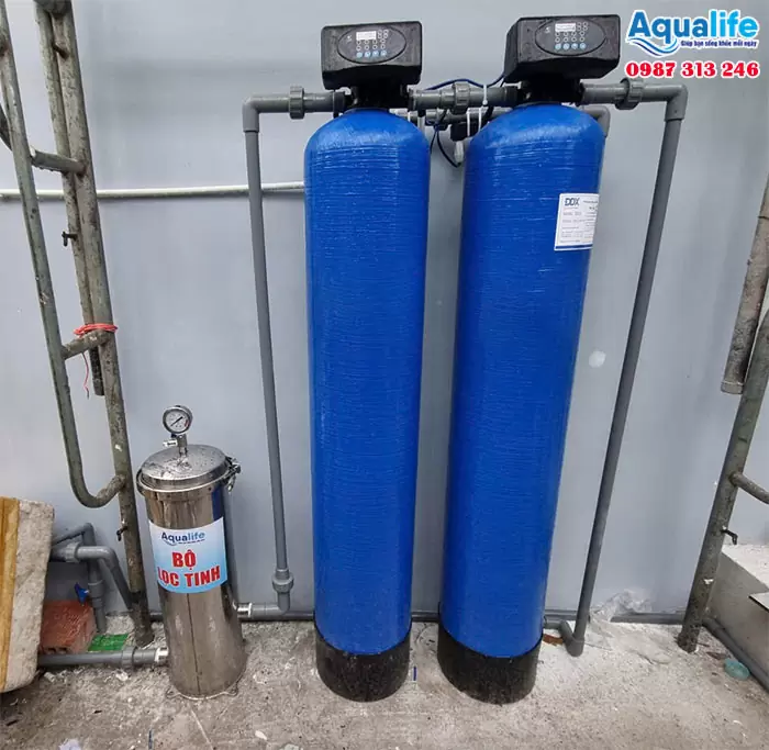 Hệ thống lọc nước nhiễm phèn 2 cột composite 1054 tự động 6 Hệ thống lọc nước nhiễm phèn 2 cột composite 1054 tự động Aqualife