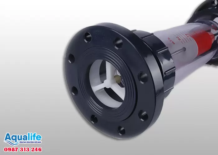 Ứng dụng lưu lượng kế 14-90 m3/hr trong xử lý nước công nghiệp
