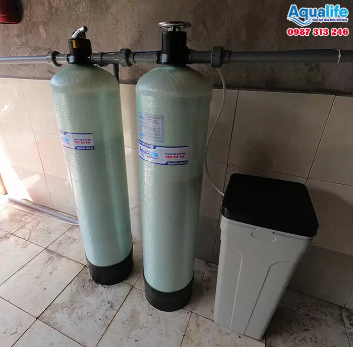 Bộ 2 cột composite 1252 van tay làm mềm nước 7 Bộ 2 cột composite 1252 van tay làm mềm nước cho gia đình và công nghiệp