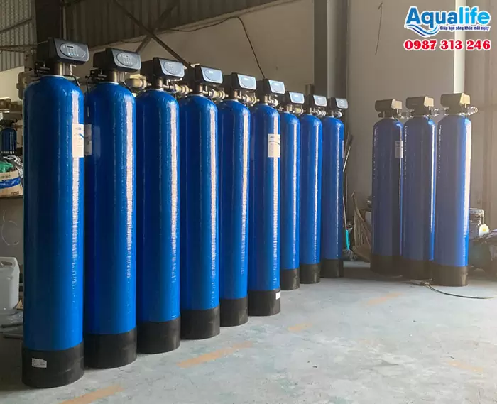 Hệ thống 2 cột 1252 composite tự động lọc nước nhiễm phèn 9 Giải pháp xử lý nước nhiễm phèn hiệu quả bằng hệ thống cột composite 1252