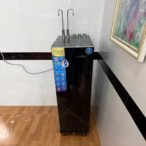 Máy lọc nước nóng lạnh nguội Karofi KAD-M82 (2 vòi)