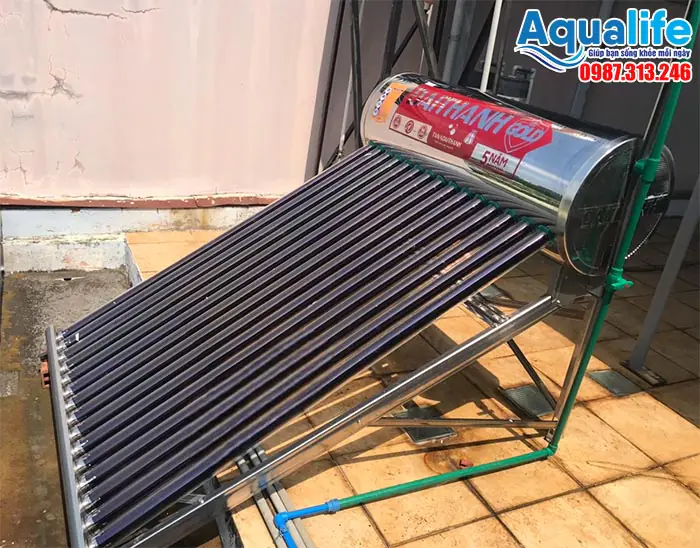 Bình nước nóng mặt trời Đại Thành Gold 180 lít ống phi 70 làm nóng nhanh