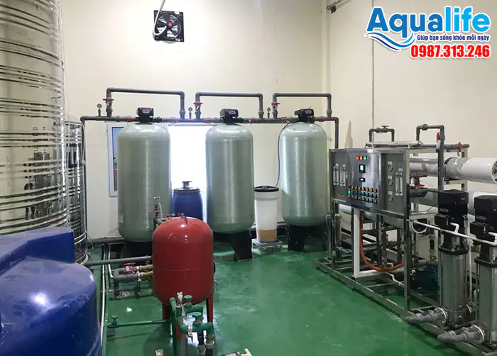 Hệ thống 3 cột lọc tiền xử lý trước khi đến dàn lọc RO