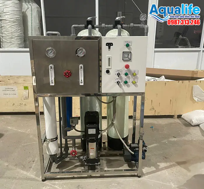 Hệ thống lọc nước tinh khiết RO 250 l/h trong nhà máy