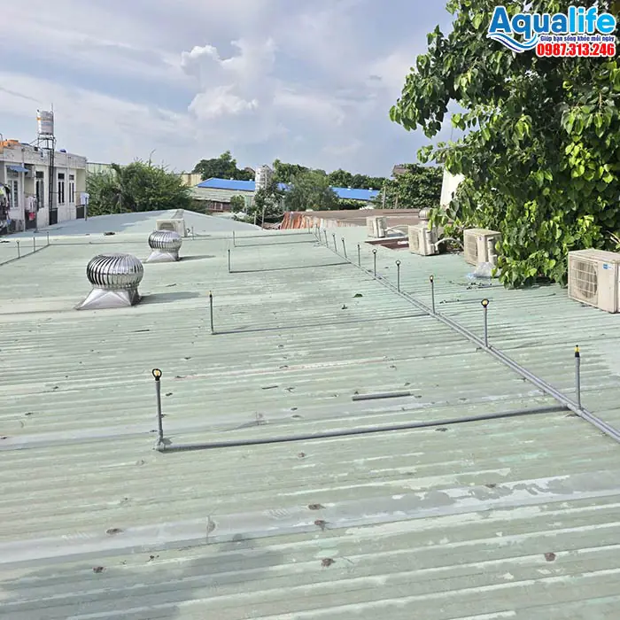 Hệ thống làm mát mái tôn cho kho xưởng