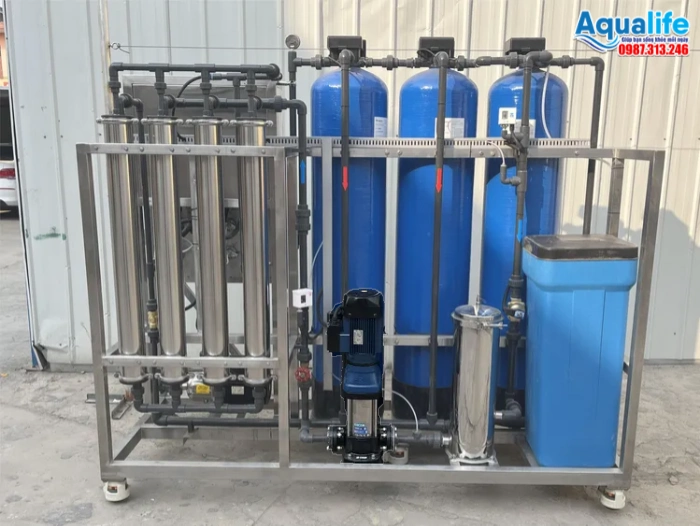 Cụm bơm trục đứng áp cao đa tầng cánh trung tâm dàn lọc nước RO công nghiệp
