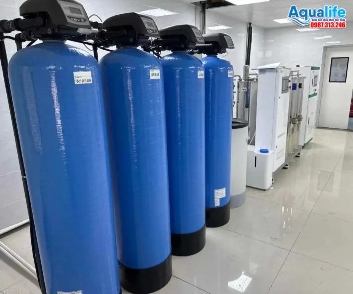 Cụm 4 cột lọc composite tiền xử lý nước chạy thận nhân tạo
