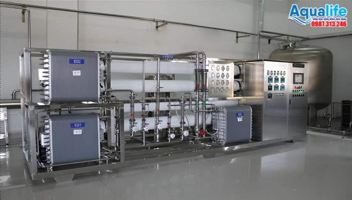 Hệ Thống Lọc Nước RO Công Nghiệp Cho Nhà Máy Dược Phẩm Chuẩn Dược Điển & GMP 5 Hệ thống lọc nước RO công nghiệp tích hợp cụm EDI kép nhà máy dược phẩm