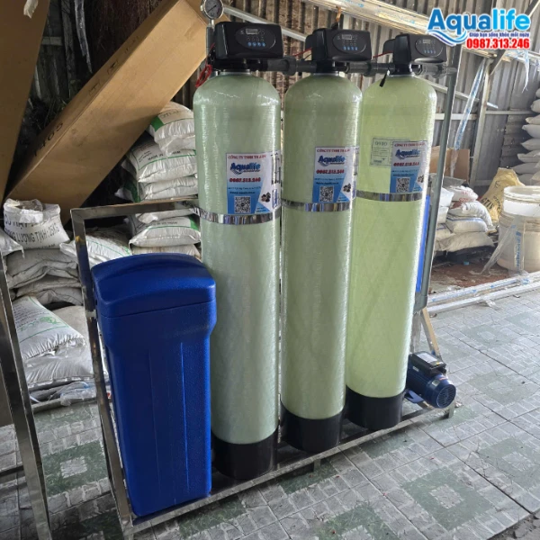 Máy lọc nước RO công nghiệp 250 l/h tự động chuẩn BYT 13 may loc nuoc ro cong nghiep 250 l h tu dong chuan byt 3