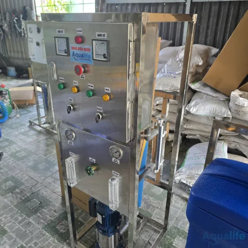 Máy lọc nước RO công nghiệp 250 l/h tự động chuẩn BYT 3 Máy lọc nước RO công nghiệp 250 l/h tự động chuẩn BYT - Ảnh 3