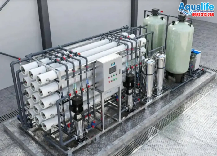 Sơ Đồ Khối Hệ Thống Sản Xuất Nước Tinh Khiết Chuẩn Công Nghiệp 4 Dàn màng lọc RO công nghiệp đa tầng và bơm cao áp trục đứng khung skid Aqualife